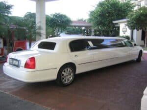 image of a limo