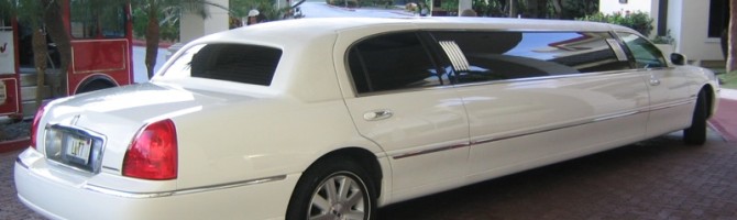 image of a limo