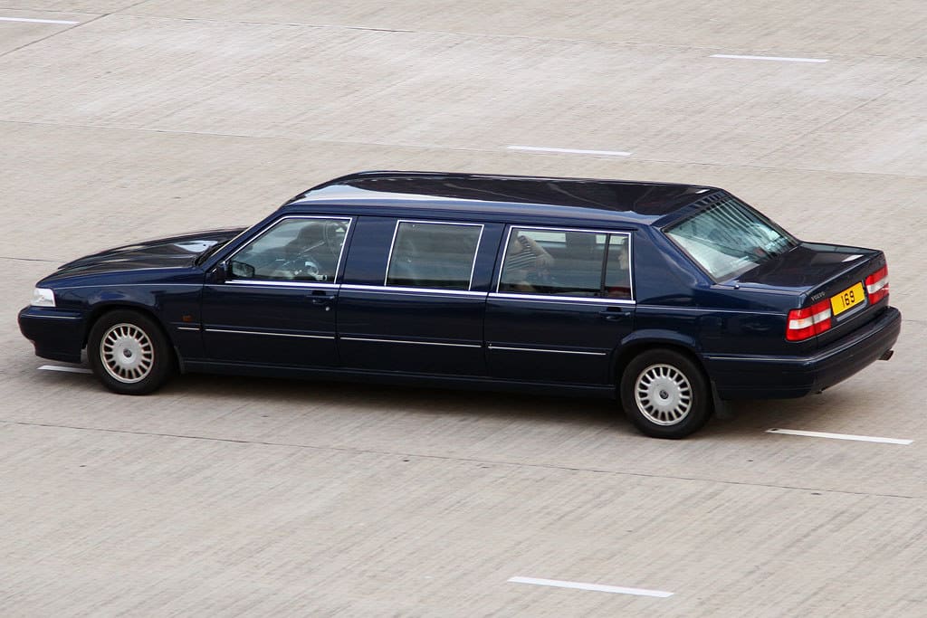 black limo from the bird eye perspective